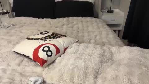 Camila online show from December 15, 10:48 pm