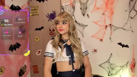 Snapshot of camilaandrade_ chatting on October 13, 10:07 am Cami online show from October 13, 10:07 am