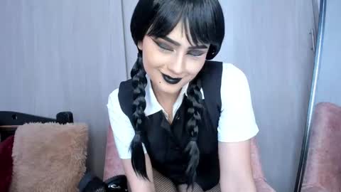 Snapshot of camilaandrade_ chatting on October 3, 1:38 pm Cami online show from October 3, 1:38 pm