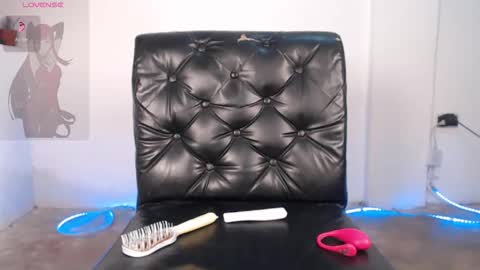 kira online show from February 7, 9:35 am