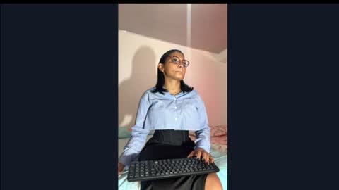 Camila online show from June 19, 1:36 pm