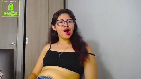 Snapshot of camilitasweet96 chatting on January 29, 8:18 am Camilita Echeverri online show from January 29, 8:18 am