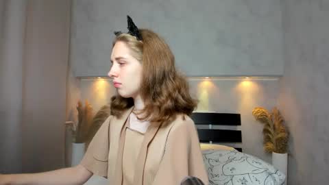 Snapshot of camilla_kelly chatting on September 14, 12:41 am Camilla online show from September 14, 12:41 am