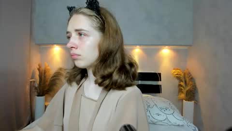 Snapshot of camilla_kelly chatting on September 17, 12:08 am Camilla online show from September 17, 12:08 am