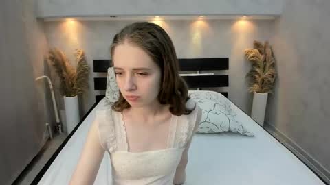 Camilla online show from November 5, 1:11 am