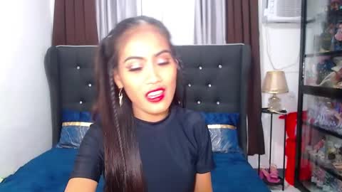 Snapshot of camilla_morena chatting on February 5, 2:08 am camilla_morena online show from February 5, 2:08 am