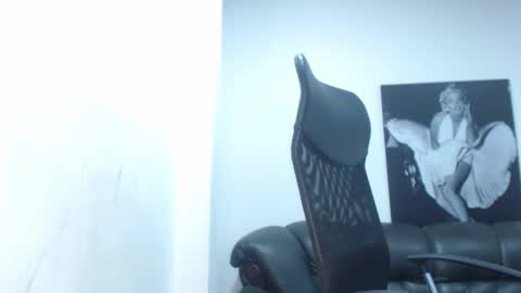 Snapshot of camille_diaz19 chatting on September 27, 6:15 pm Camille online show from September 27, 6:15 pm
