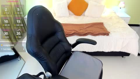 Camille online show from October 19, 12:29 pm