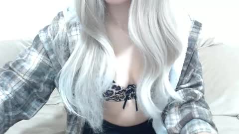 CamilleBunny online show from February 11, 4:36 am