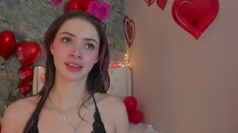 C A M I L L E N    Help me get to the top online show from February 14, 7:44 pm