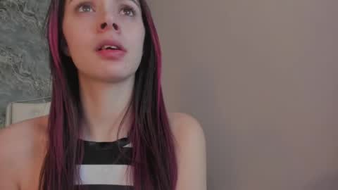 C A M I L L E N    Help me get to the top online show from March 8, 7:29 pm