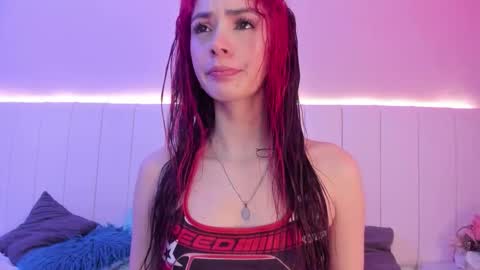 C A M I L L E N    Help me get to the top online show from November 25, 10:43 pm