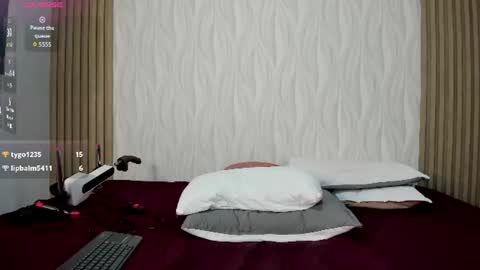 camillgrey online show from July 28, 4:39 pm