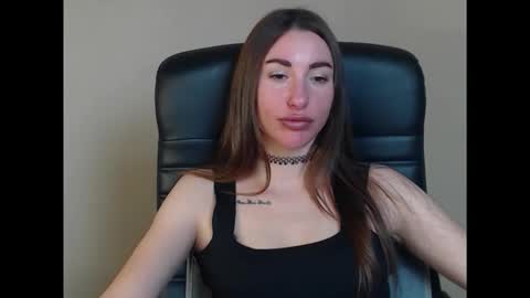 cammila horn online show from January 14, 6:46 pm