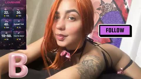 Snapshot of cammycams19 chatting on October 17, 9:23 am CammyCams19 online show from October 17, 9:23 am