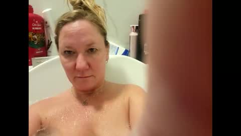 campbellcourtney385 online show from January 13, 3:12 am