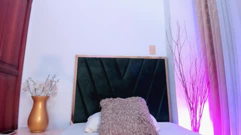 CandiceKer online show from November 12, 11:52 am