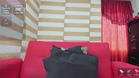 Snapshot of candy_browm1 chatting on March 6, 12:52 pm Candy Brown online show from March 6, 12:52 pm