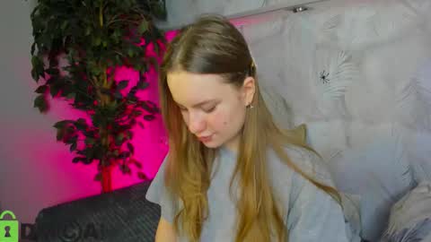 Candy online show from November 2, 1:20 am