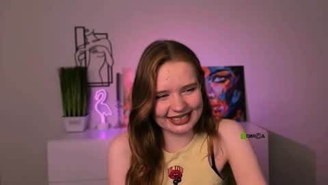 candy flossie1 online show from November 25, 7:15 pm