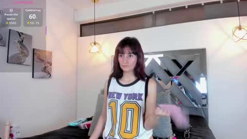 Candy hot online show from December 22, 9:18 pm