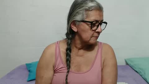 candy online show from October 4, 1:22 am