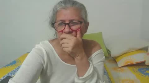 candy online show from March 9, 10:41 am