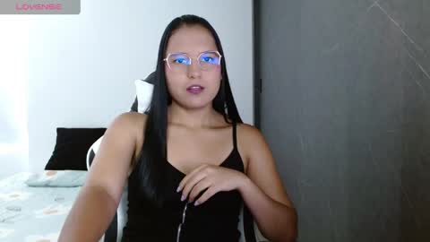  Candy  online show from April 1, 7:22 pm