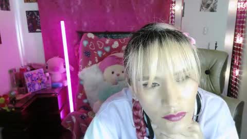 Snapshot of candy_style01 chatting on October 1, 2:00 pm CandyStyle online show from October 1, 2:00 pm