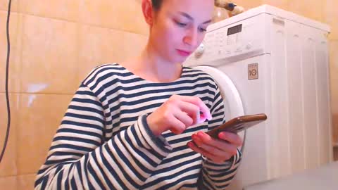 Snapshot of candyjesx chatting on February 12, 8:40 pm CANDYJESx online show from February 12, 8:40 pm