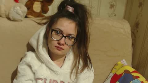 Snapshot of candylady136 chatting on March 3, 4:54 pm say meow and send tip online show from March 3, 4:54 pm
