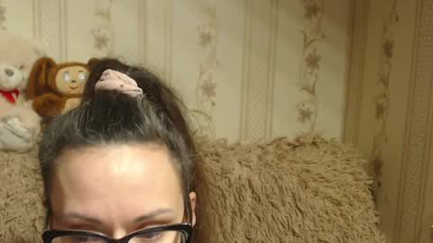 Snapshot of candylady136 chatting on January 21, 1:11 pm say meow and send tip online show from January 21, 1:11 pm