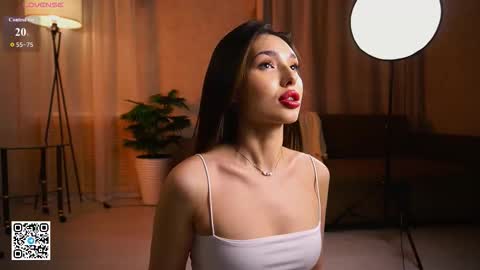 Anna online show from March 6, 4:13 pm