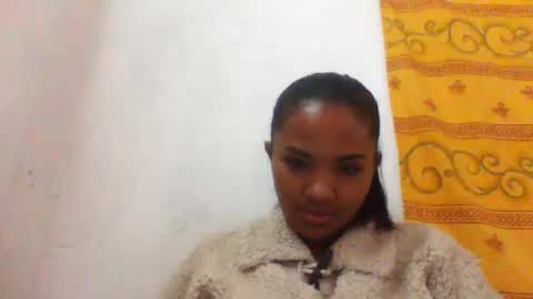 CandySourensx online show from May 18, 5:35 am