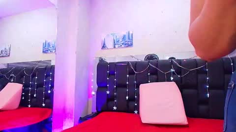 Aura  online show from March 11, 11:55 am