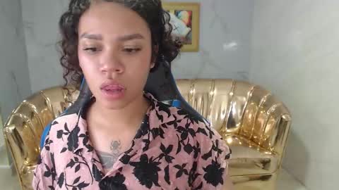 Snapshot of canela_s1 chatting on September 27, 8:49 pm canela_s1 online show from September 27, 8:49 pm
