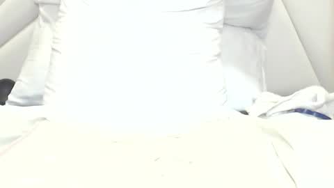 Snapshot of canella_hotx chatting on September 19, 11:26 pm Canela online show from September 19, 11:26 pm