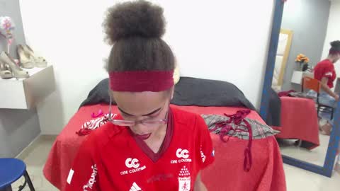 Snapshot of canella_hotx chatting on March 1, 2:44 pm Canela online show from March 1, 2:44 pm