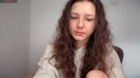 Snapshot of cappuccinokiss chatting on December 11, 12:23 pm Emma online show from December 11, 12:23 pm