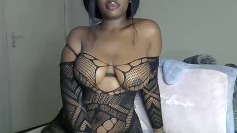 Caramel online show from October 23, 1:11 am