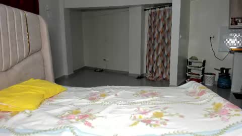 caramel_siren online show from July 26, 4:59 pm