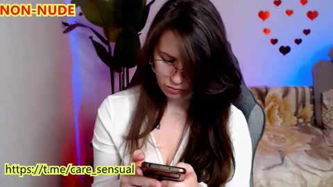 Mary online show from March 7, 7:08 am