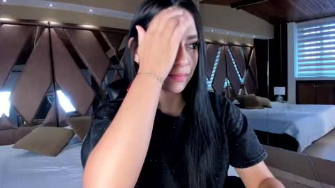 Snapshot of carina_rossi chatting on March 9, 12:53 pm Carina online show from March 9, 12:53 pm