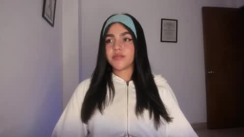 Snapshot of carla_jones chatting on October 22, 8:47 pm carla_jones online show from October 22, 8:47 pm