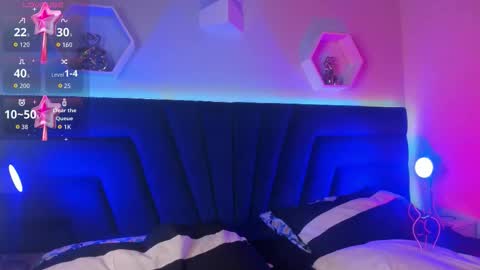 carla online show from November 18, 4:24 am