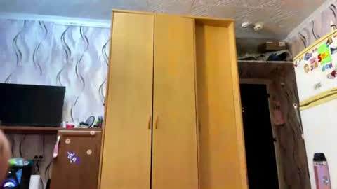 Sally online show from July 17, 5:49 pm