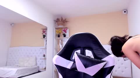 carly_zion online show from December 3, 7:11 pm