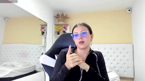 carly_zion online show from January 9, 7:08 pm