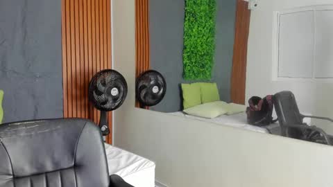 carly_zion online show from January 27, 11:32 am