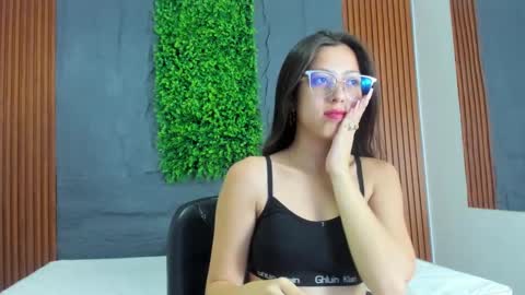 carly_zion online show from February 3, 11:20 am